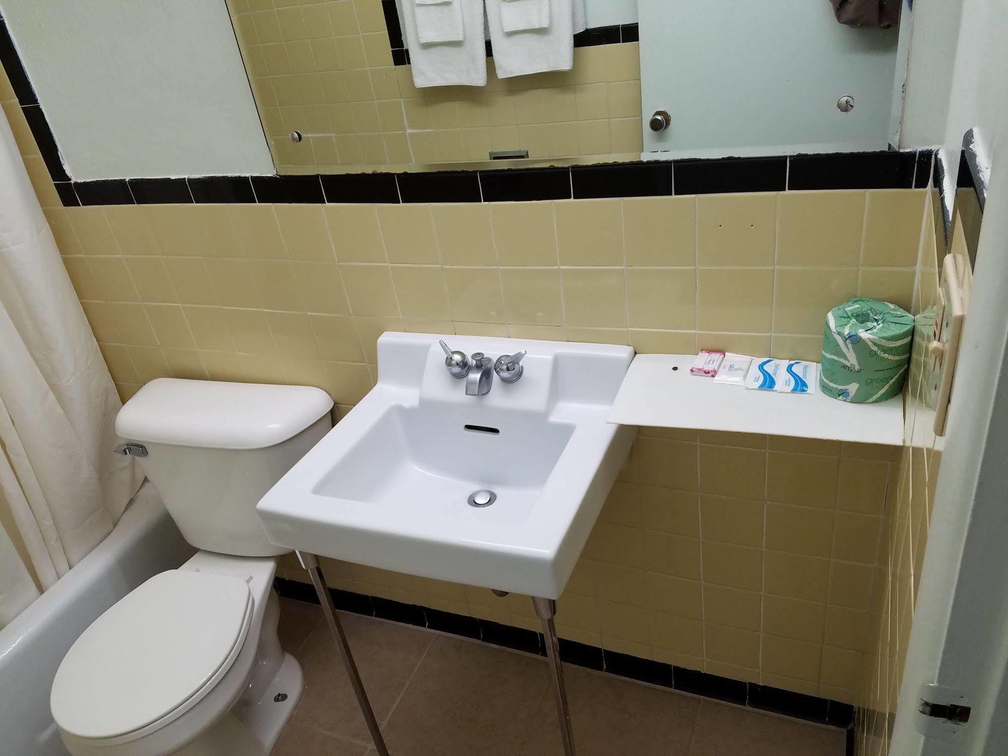 Dollar Inn サマセット エクステリア 写真